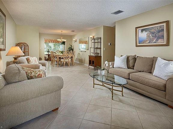 3rd image of 1065 Forest Lakes Dr #4B