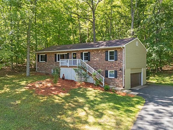 2nd image of 34 Greenridge Dr