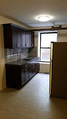 2nd image of 24-25 28th St #1L