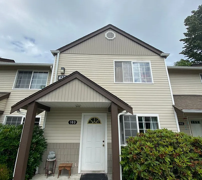 4257 Wintergreen Cir #103