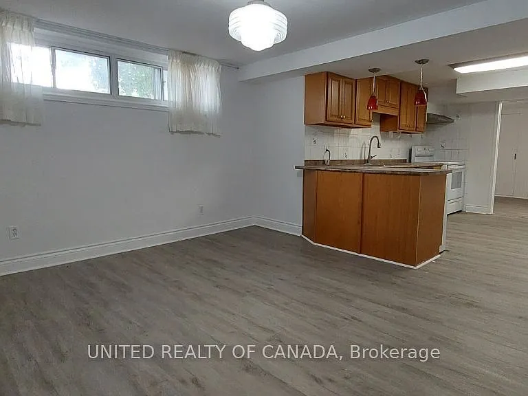 13 George St #2 — Photo 8