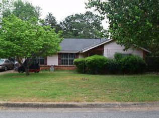 394 Redbud Rd, Millbrook, AL 36054