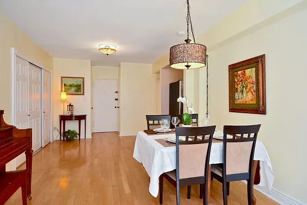 Sold by REMAX Distinguished Homes | media 12