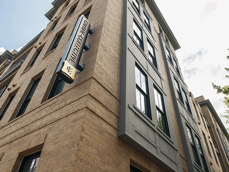 Capital Collective Luxury Apartments — Photo 22