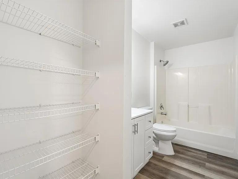 2164 Shilo St — Photo 22