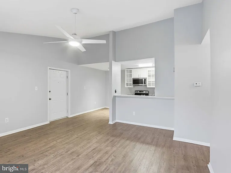 11510 Little Patuxent Pkwy #407 — Photo 8