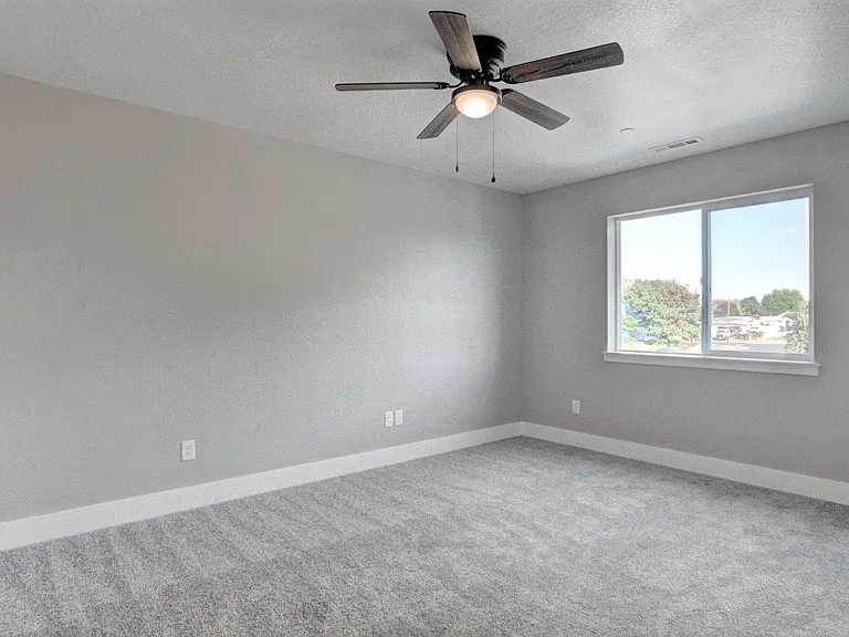 7433 Denman Ct — Photo 17