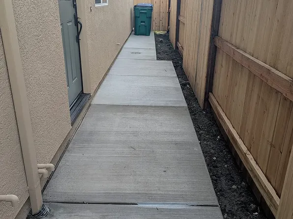 10955 Breezewood Ln #1, Stockton, CA 95219