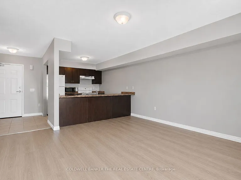 137 Sydenham Wells Dr #15 — Photo 10