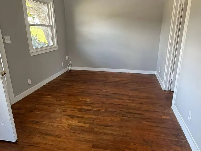 271C Shadowrock Dr — Photo 3