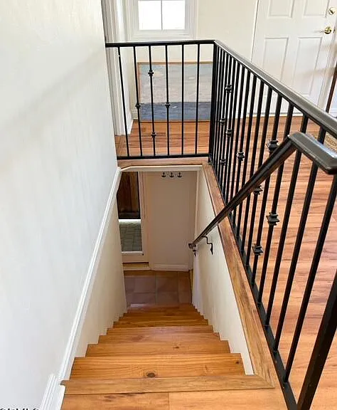 248 Cahuenga Dr — Photo 36