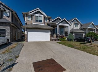 27784 Porter Dr, Abbotsford, BC V4X1M3