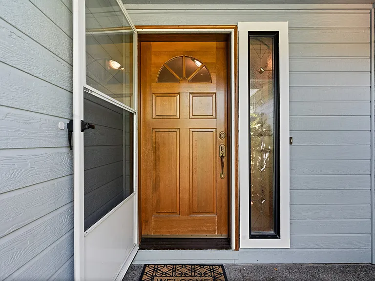 2890 Wedgewood Ln — Photo 6