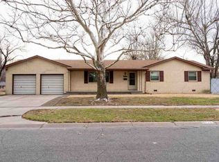 6715 E Zimmerly St, Wichita, KS 67207