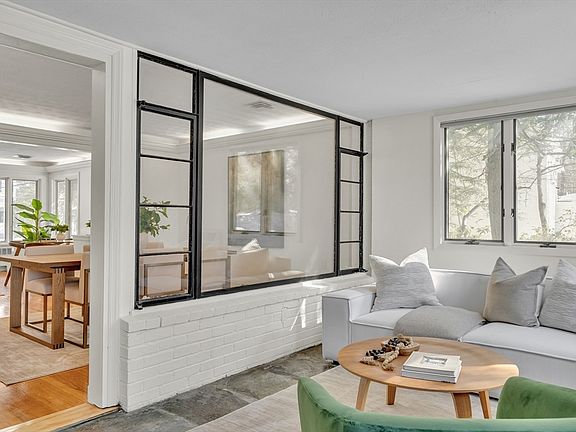 4th image of 95 Beverly Rd