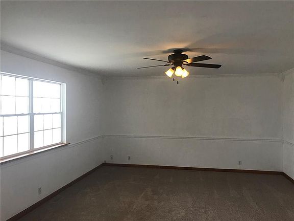 5th image of 2588 W Huddleston St