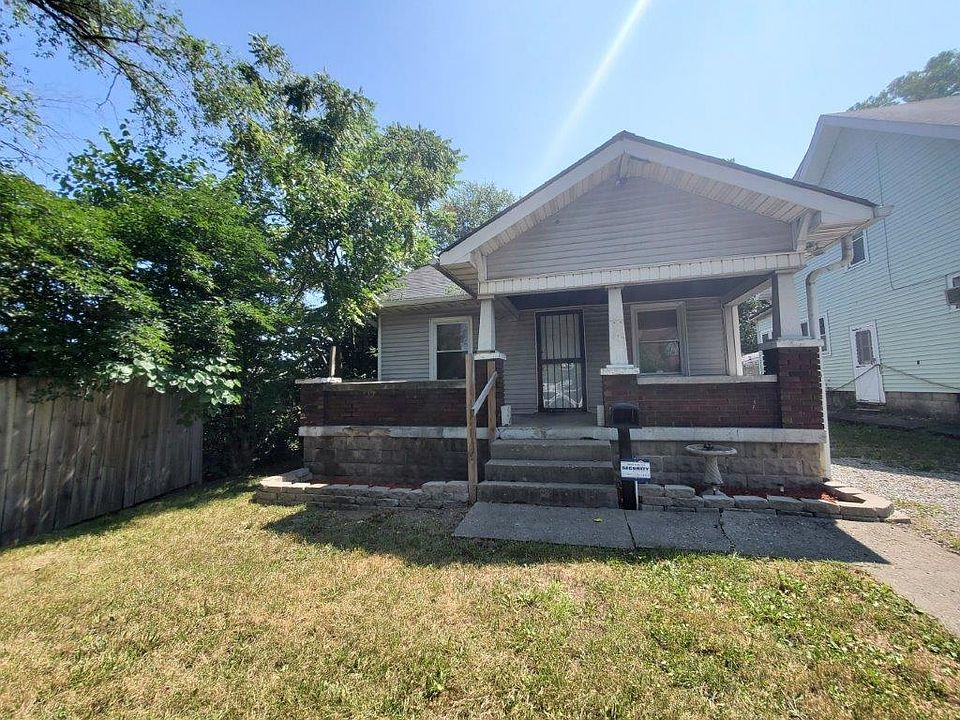 1st image of 1019 Blaine Ave