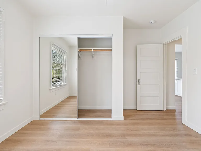 Walnut Properties — Photo 7