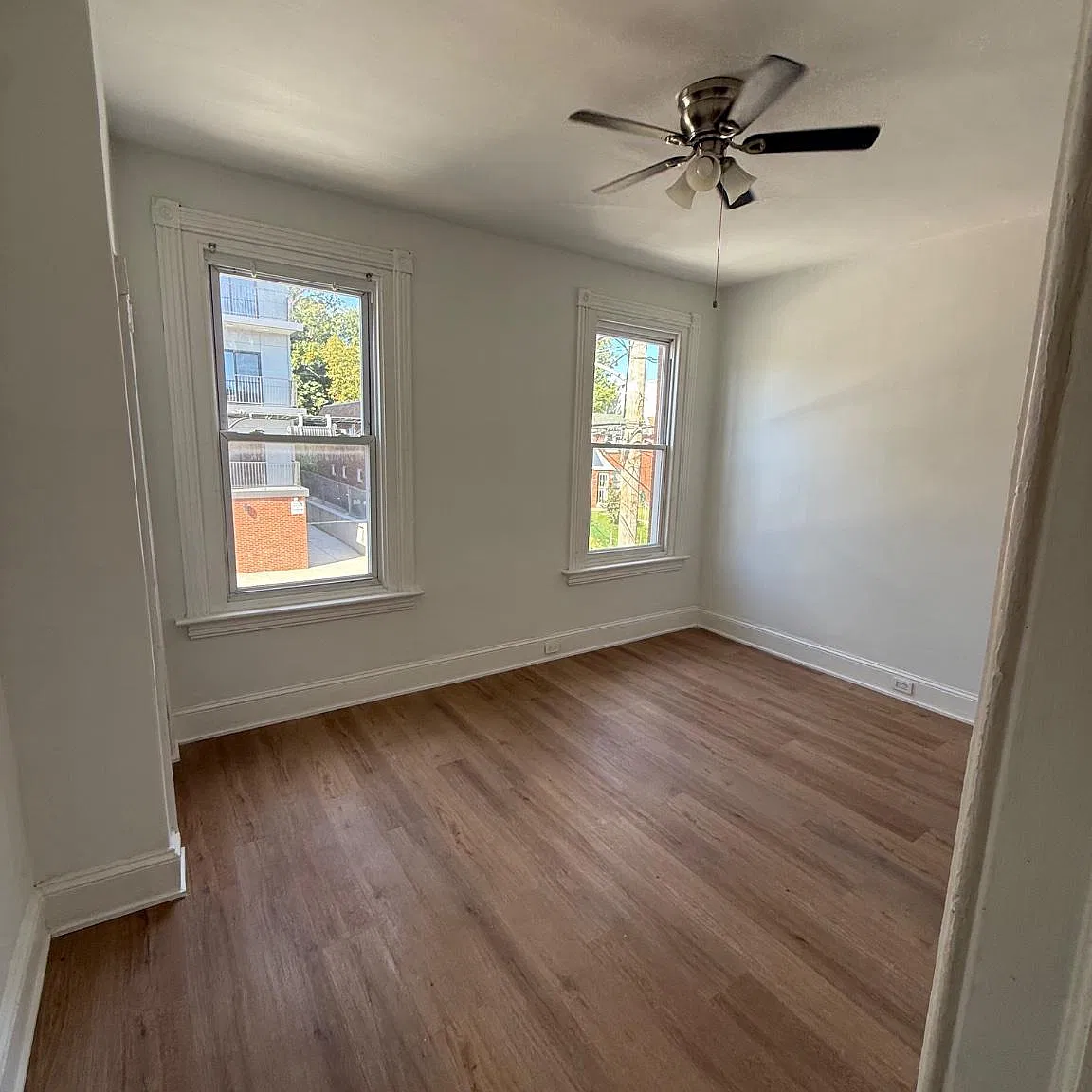 2 bed, 1.0 bath, 850 sqft, $1,500 — Photo 2