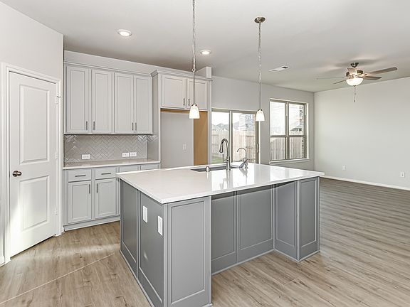 4th image of 748 Ocean Palms Dr