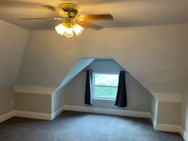 9 Holt St #2 — Photo 25