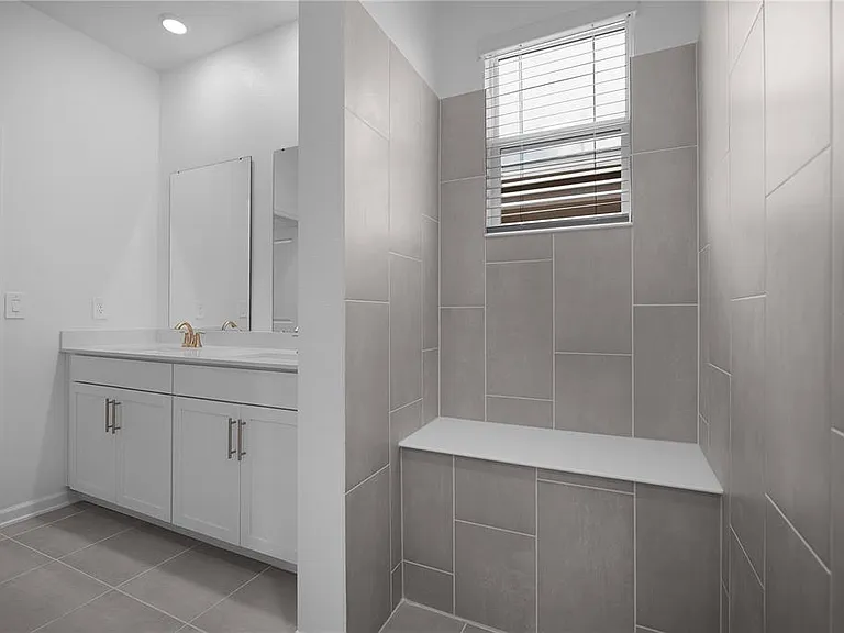 5529 Nina Way — Photo 35