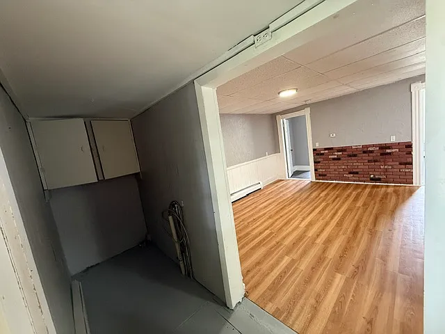 2 bed, 1000 sqft, $1,600 — Photo 4