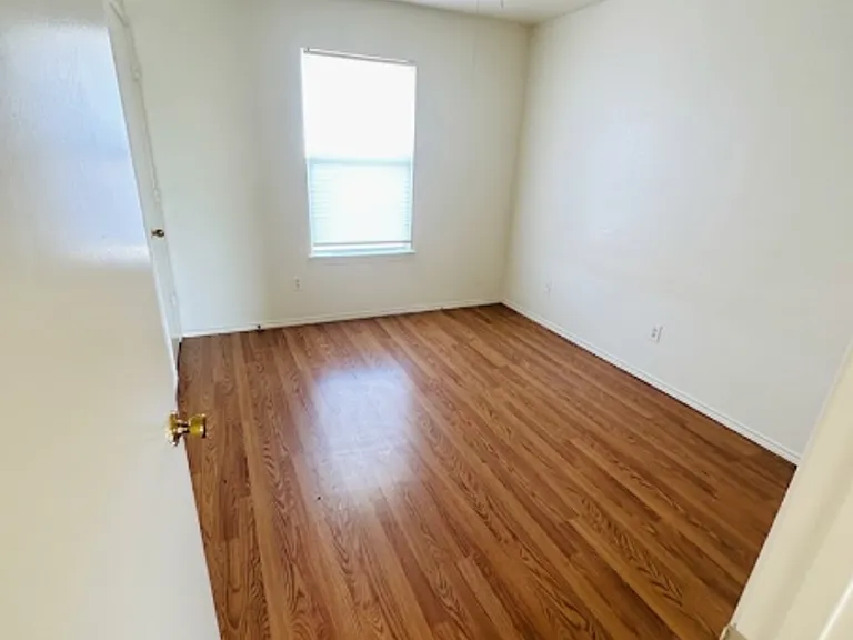 1111 Horizon Dr — Photo 13