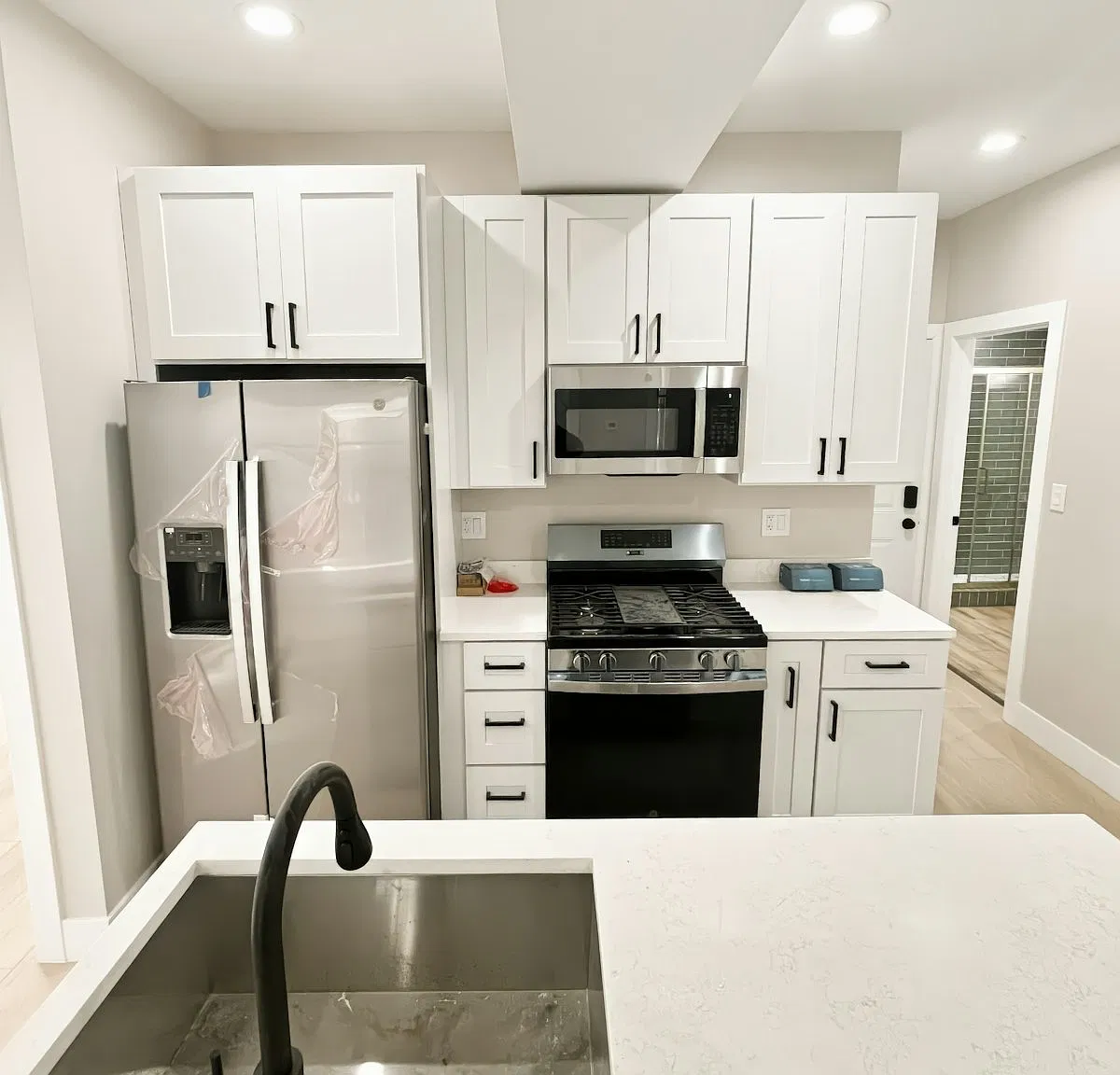 4300 North Kimball Avenue, Unit 2F — Photo 2