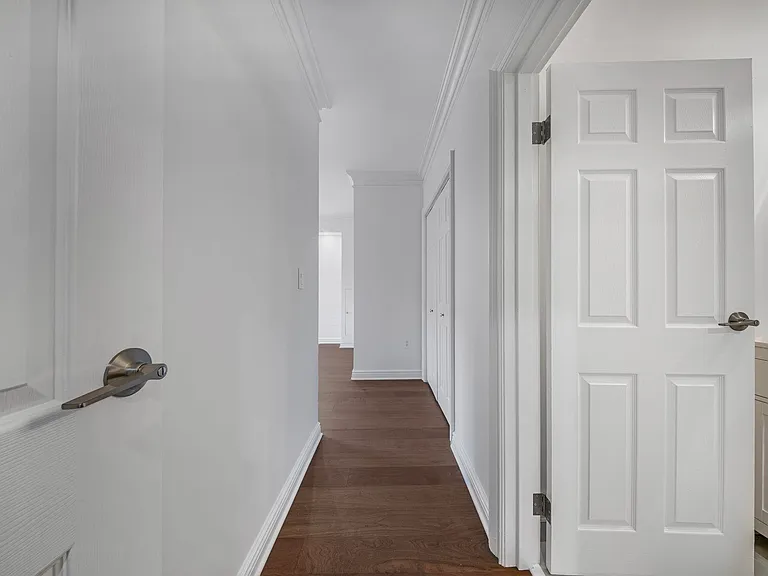 2 Constitution Ct #707 — Photo 26