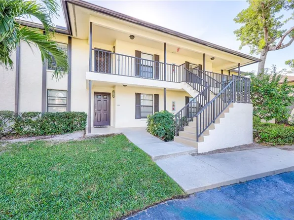 500 Misty Pines Cir, Naples, FL