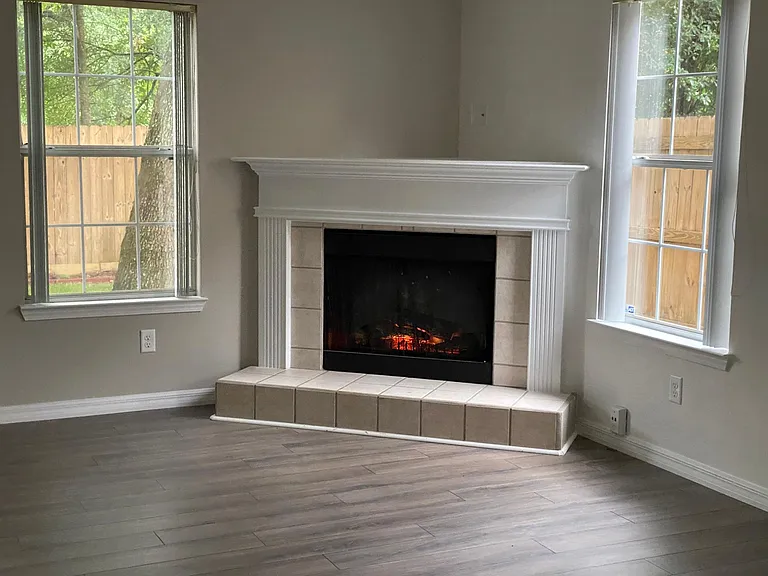 6229 Cottage Woods Dr — Photo 7