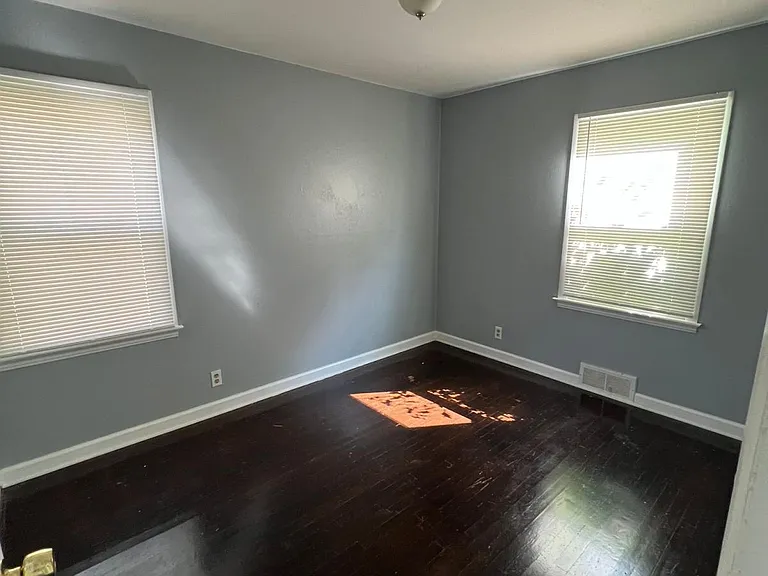9112 Belcour Dr — Photo 20