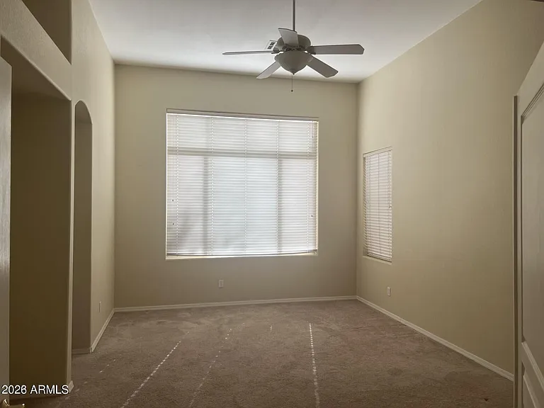 7033 W Irma Ln — Photo 12