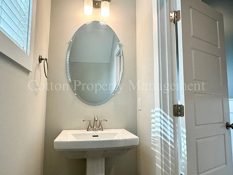 745 Cypress Village Pl — Photo 7