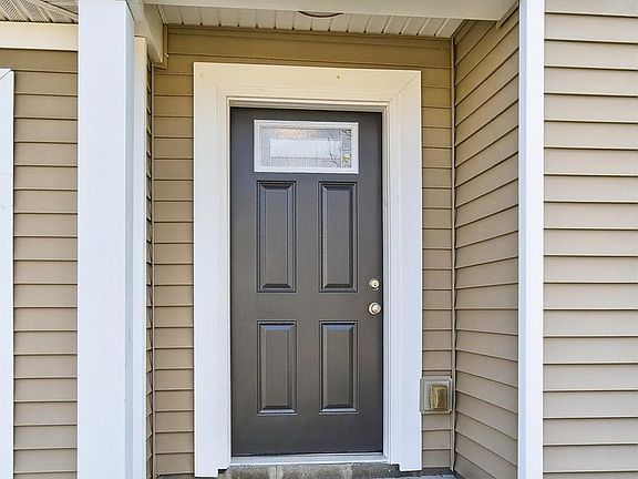 2nd image of 520 Hafton Ct