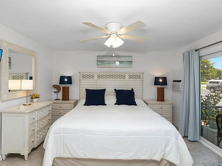 850 Palm St #C5 — Photo 12