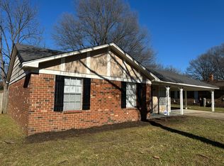 6024 Elk Grove Rd, Memphis, TN 38115