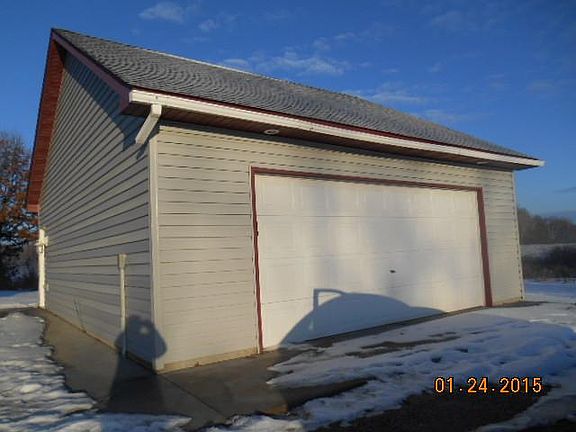 2nd image of 27206 Isanti St NE