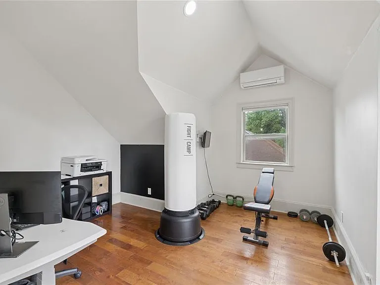 460 Felton Dr NE — Photo 29