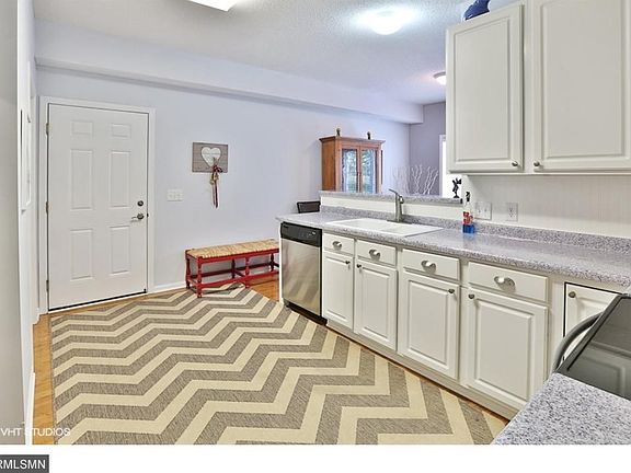 3rd image of 2800 Spy Glass Dr