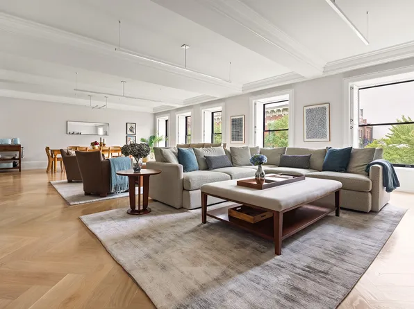182 West 82nd Street image 1 of 20