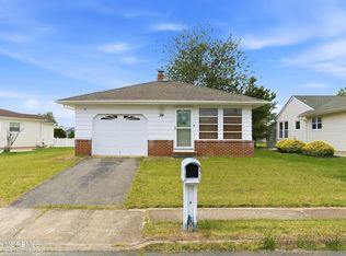 39 Corinth Place, Toms River, NJ 08755