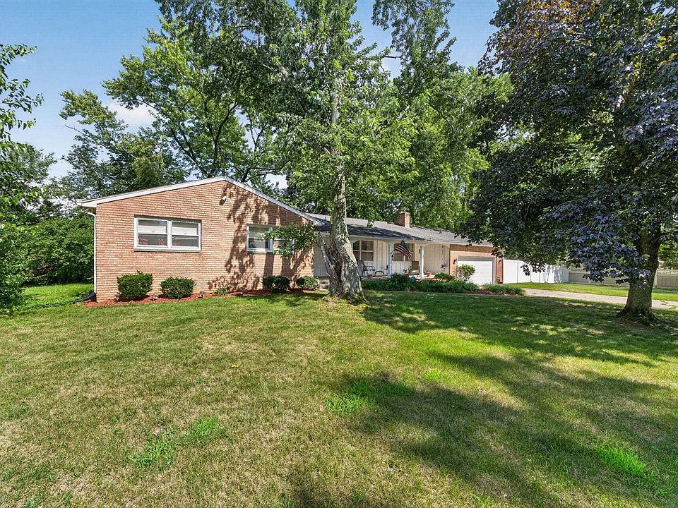 1st image of 53150 Ridgewood Dr