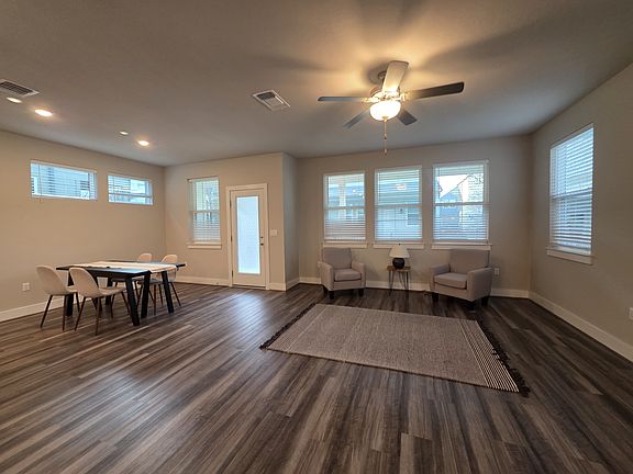 4th image of 7402 Taylor Knoll Ct