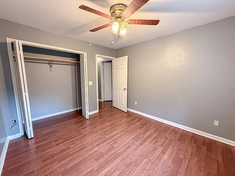 209 Wilkerson Ave — Photo 8