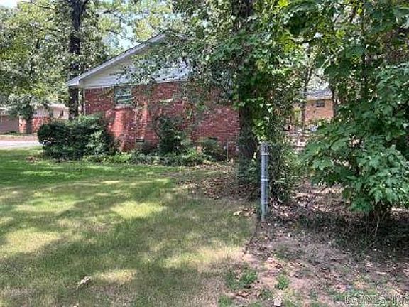 2nd image of 9617 Temple Dr