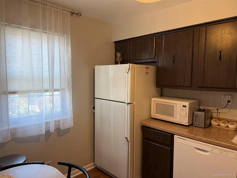 68 Bon Aire Cir #P-10 — Photo 4