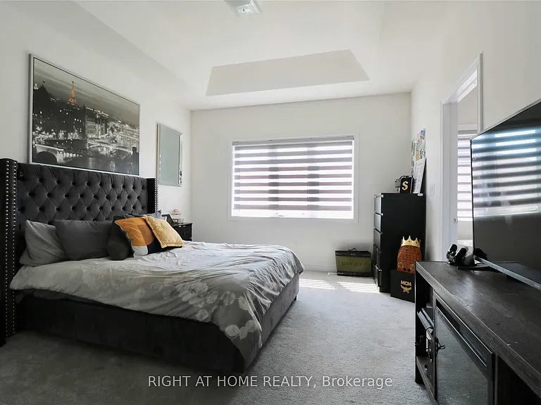 9 Conarty Cres — Photo 10