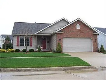 1482 Ashton Way photo 1